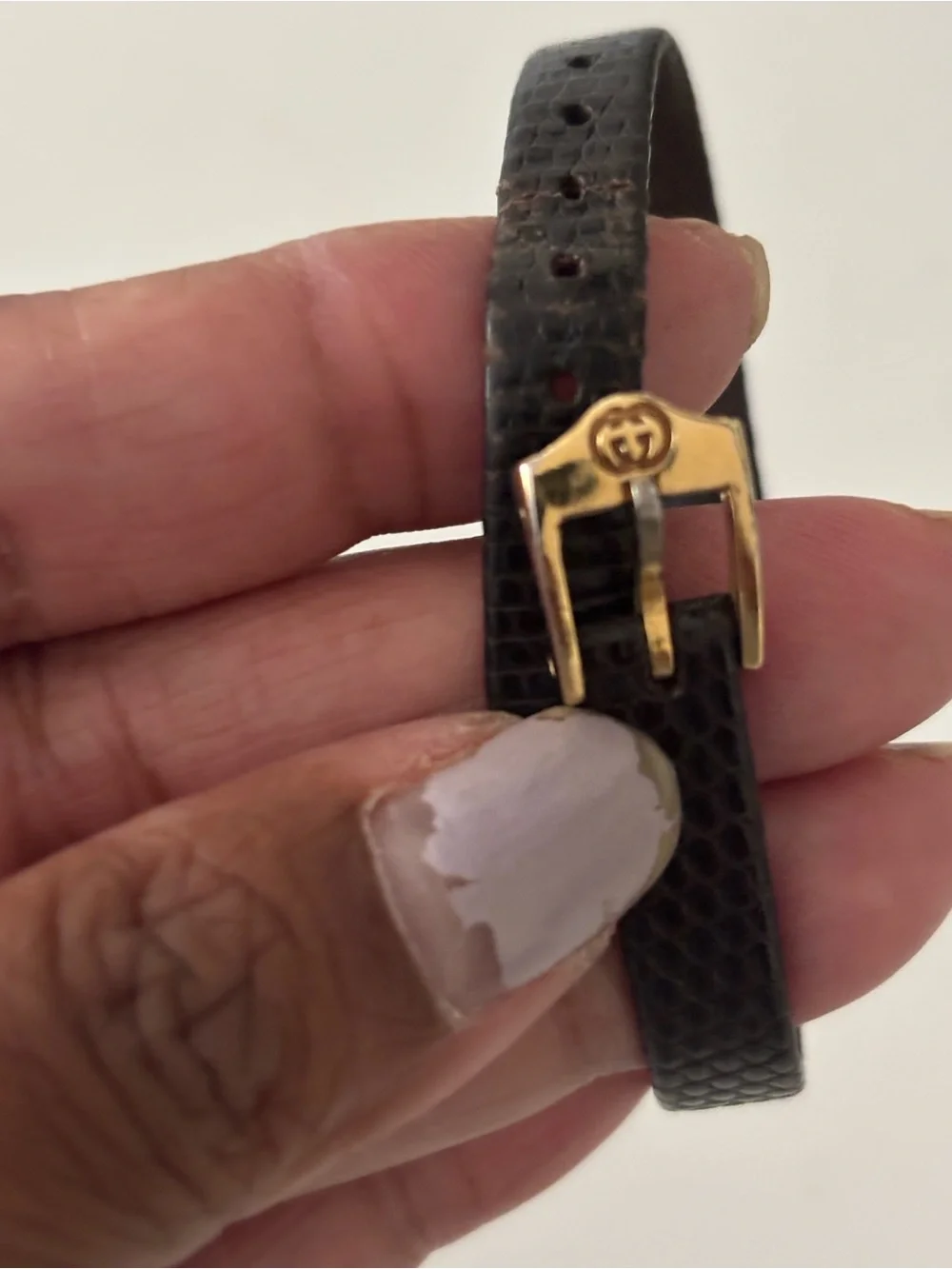 Authentic vintage Gucci 2000M unisex 80s stacked case watch